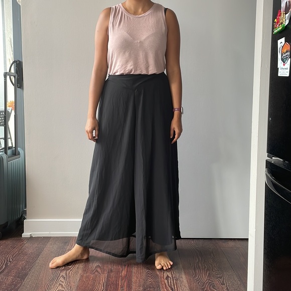 AND wide leg pants - Picture 2 of 3